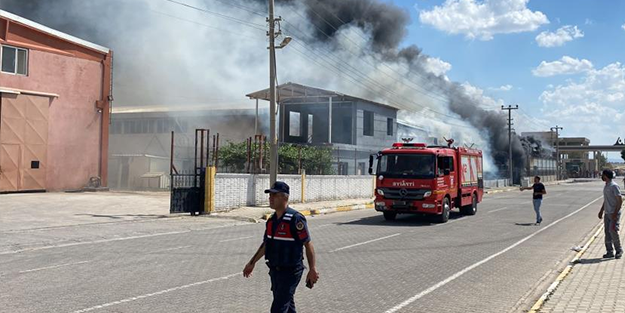 Diyarbakır'da yangın! Yaralılar var