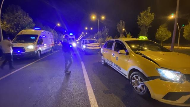 Diyarbakır’da zincirleme kaza: 5 yaralı