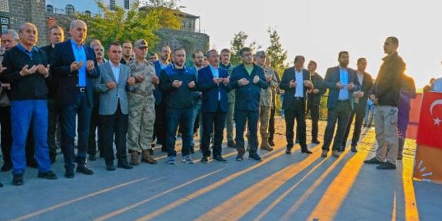 Diyarbakır'ın Fethi salavatlarla kutlandı
