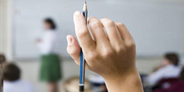 O ilçede okullar tatil edildi