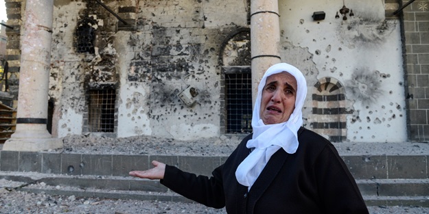 'Cami yerine evim yanaydı keşke!'