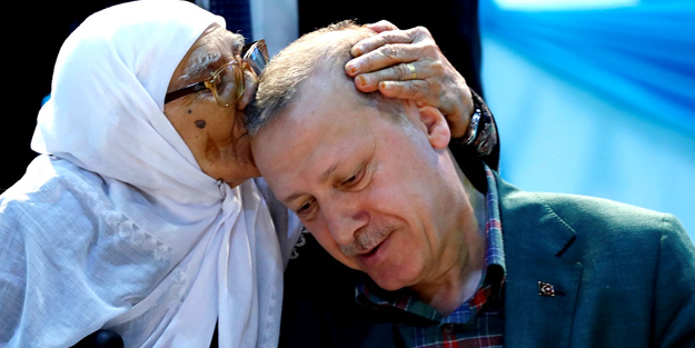 Diyarbakırlı teyzenin Erdoğan sevgisi!