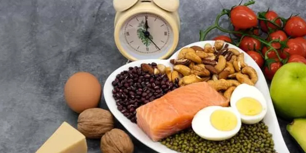 Diyetisyen uyardı: Tek öğün beslenmeye dikkat! Ramazan ayında sağlıklı ve dengeli beslenme önerileri