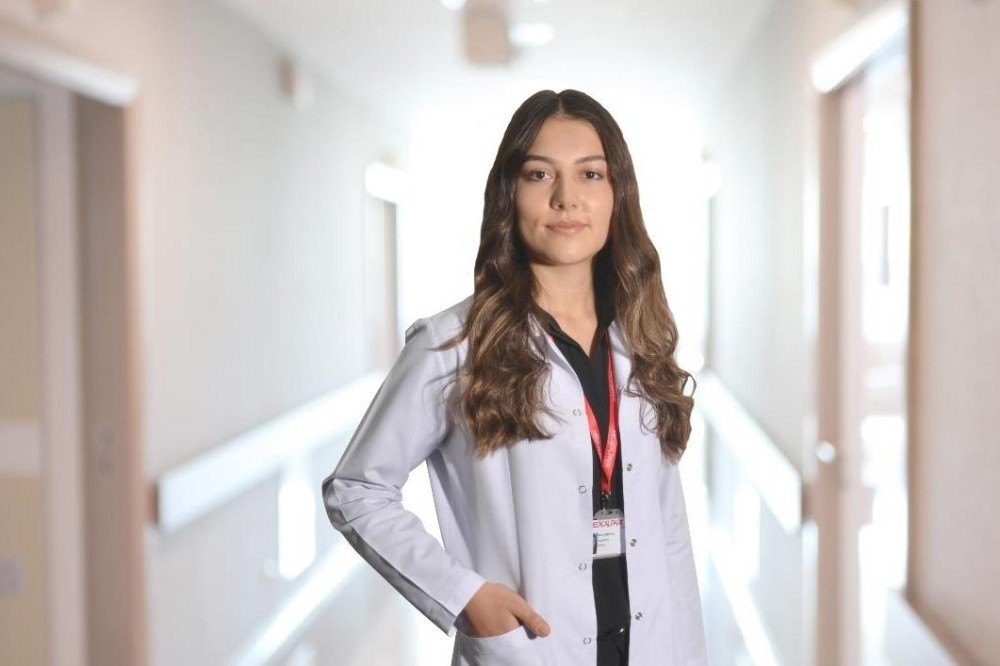 Diyetisyenler uyarıyor: “İftar ve sahur arası 10 bardak su için” 