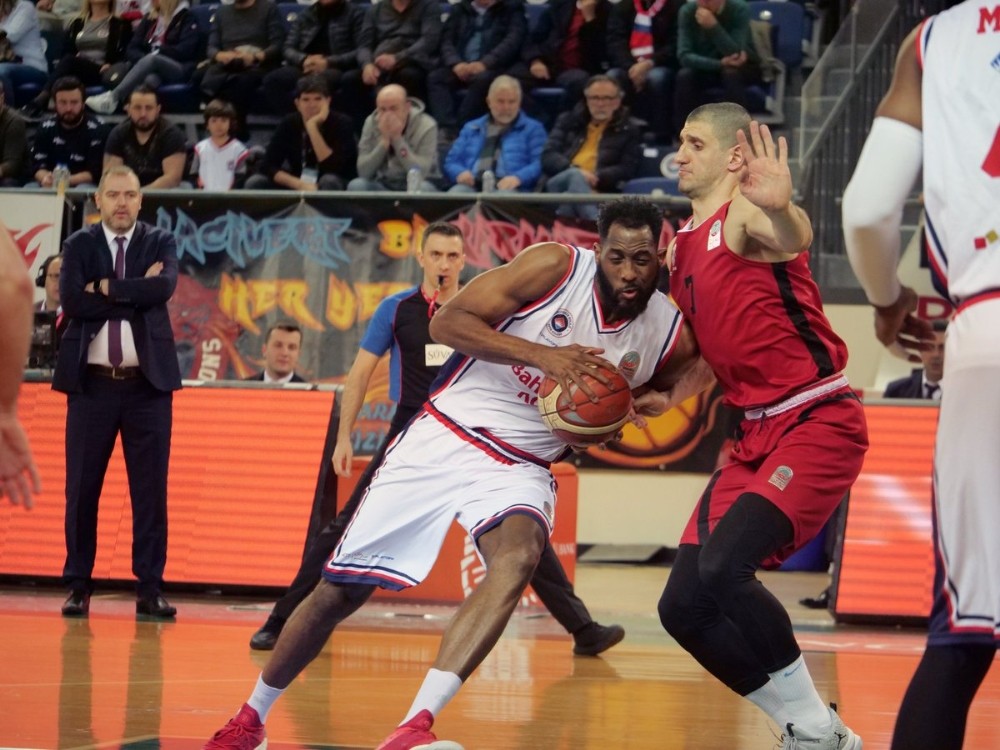 D.J. White TOFAŞ’ta 