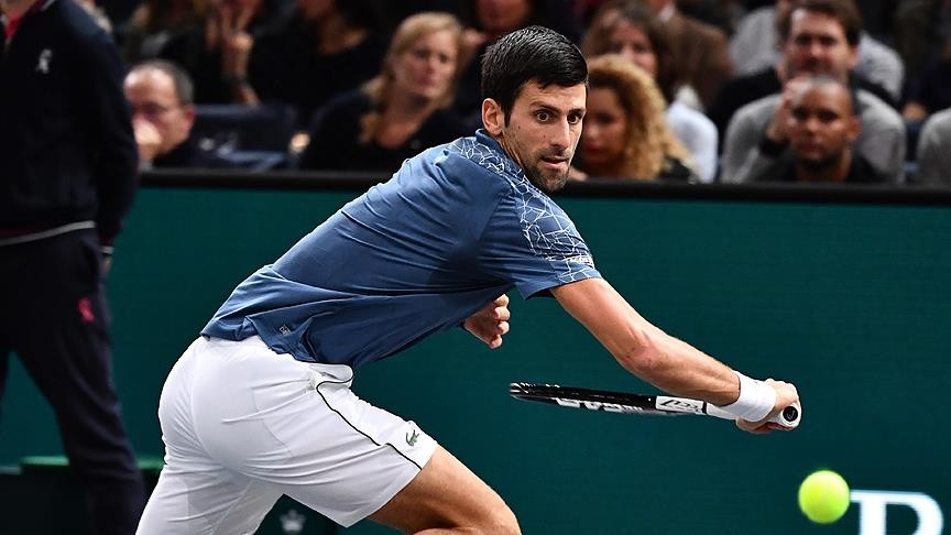 Djokovic yarı finalde elendi