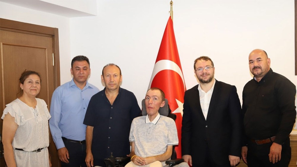 DMD yönetimi ve Çağlar Özyiğit’den TÜSEB’E ziyaret 