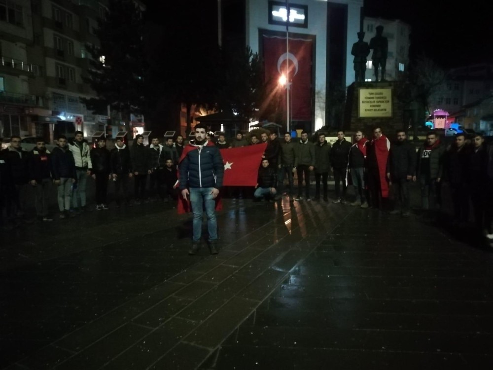 Dodurgalı gençler şehitlerini andı 
