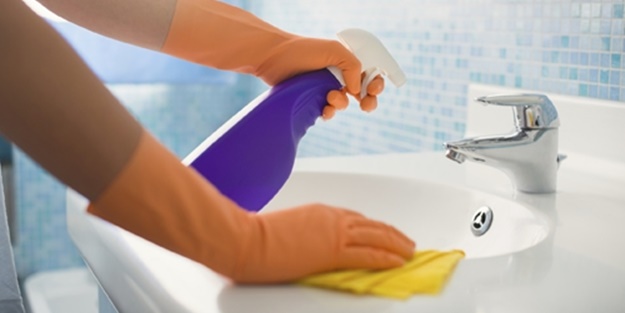 Doğal malzemelerle banyo nasıl temizlenir?