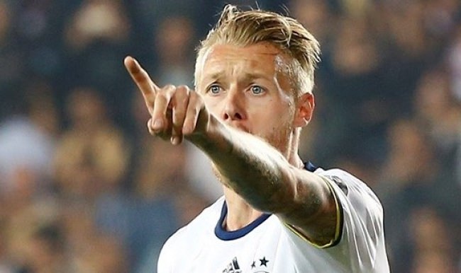 'Doğal olarak Fenerbahçe'nin lideriyim'