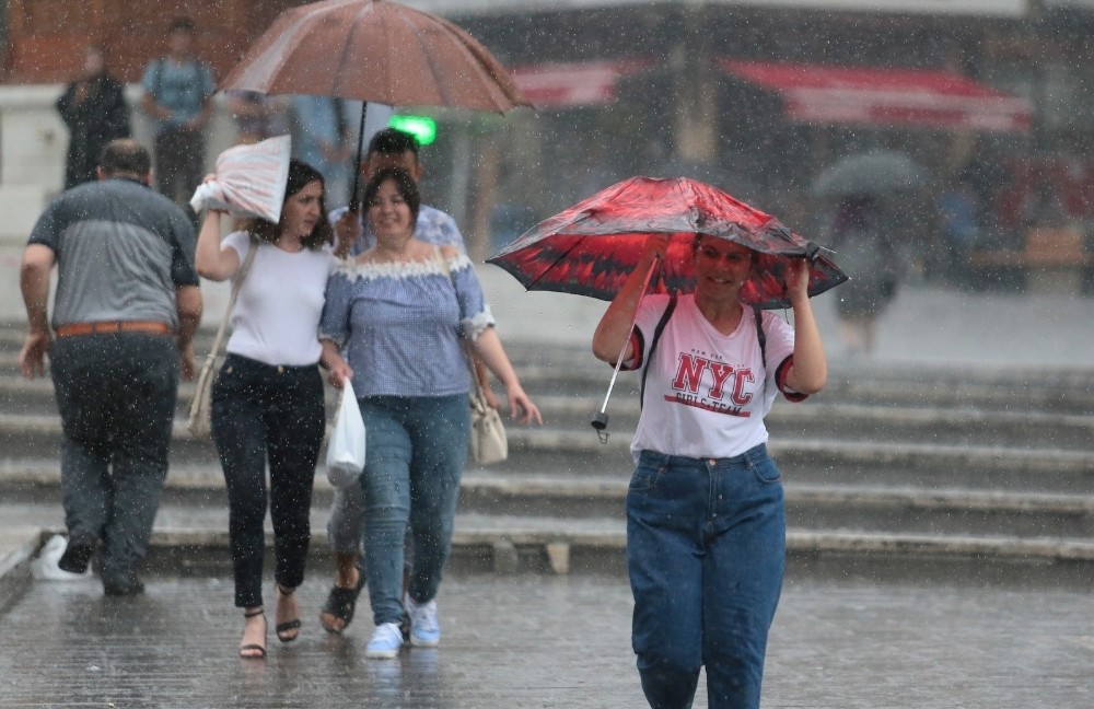 Doğu Anadolu’da sağanak yağış 