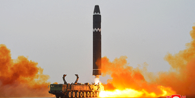 Doğu Denizi'nde balistik füze gerilimi