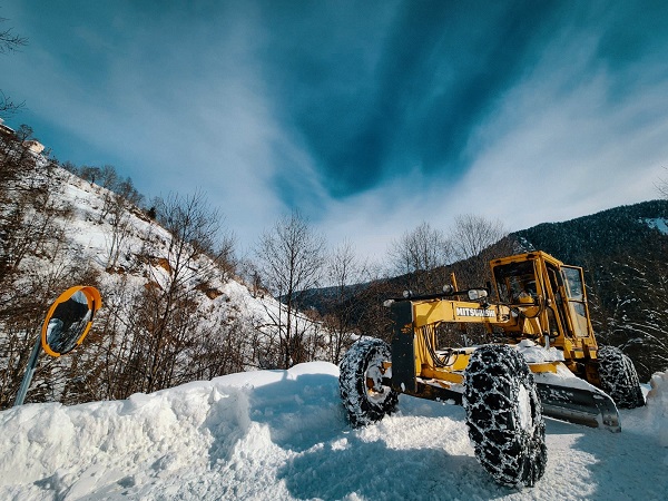 Doğu Karadeniz’de 125 köy yolu kapandı