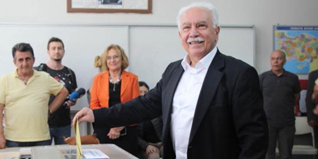 Doğu Perinçek oyunu kullandı