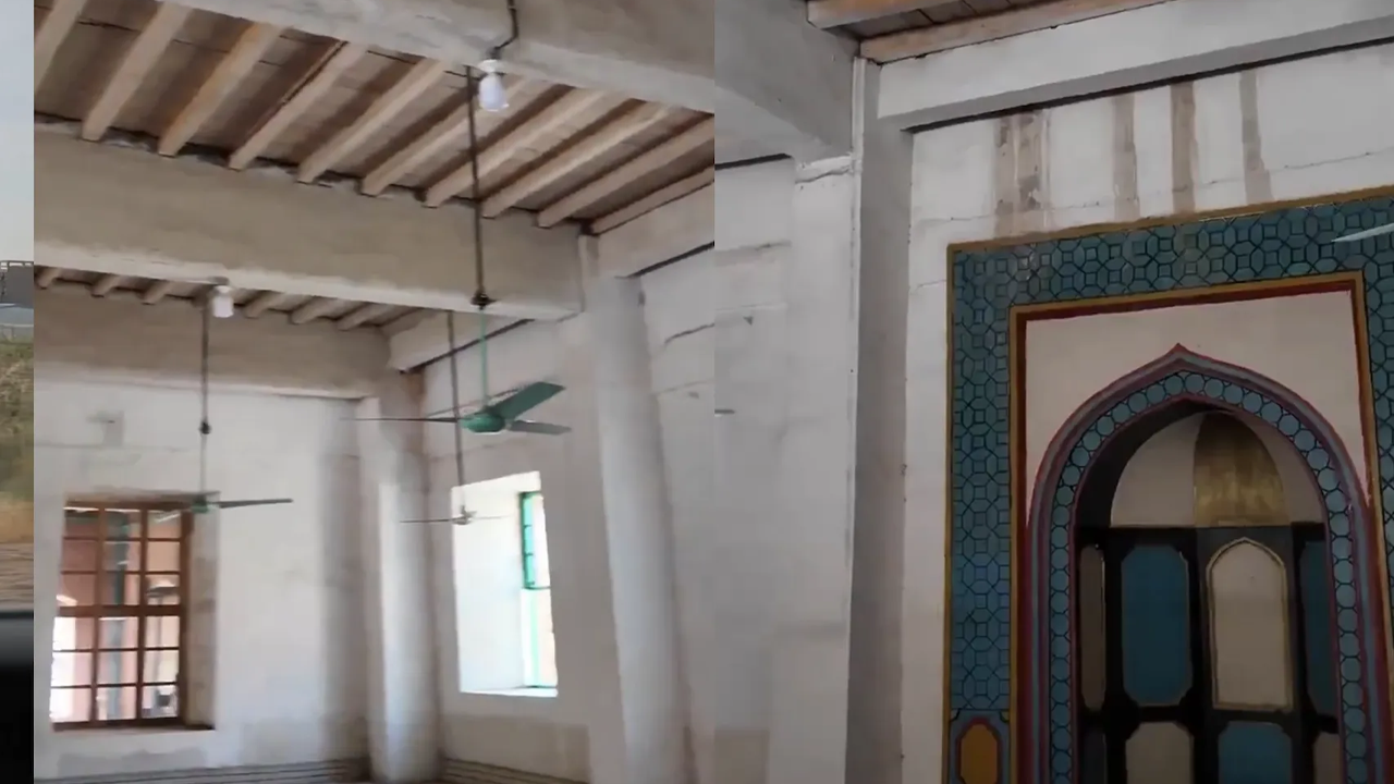 Doğu Türkistan'da camiler bar, mescitler tuvalete dönüştürüldü!