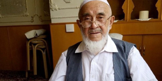 Doğu Türkistanlı alim Eyyüb toplama kampında şehit oldu!