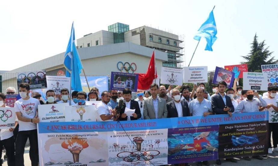 Doğu Türkistanlılar: Olimpiyatların Çin'de düzenlenmesi insanlığa karşı işlenen bir suçtur