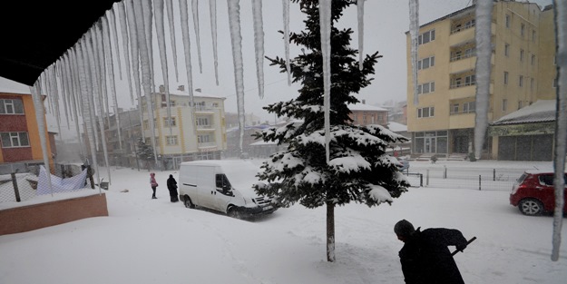 Doğu'da soğuk hava etkisini sürdürüyor