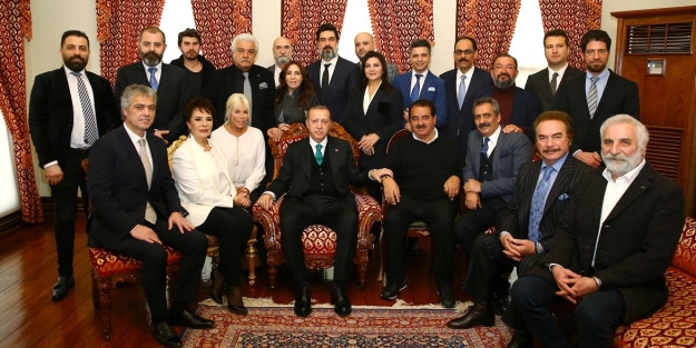 Doğum günü için gitmişlerdi! Erdoğan iki sanatçıyı uyardı
