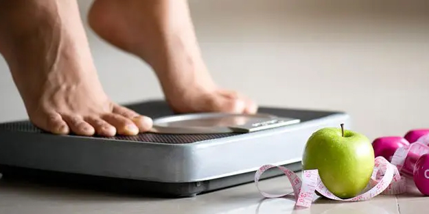 Doktor kilo vermeyle ilgili yaygın efsaneyi çürüttü! İlginç iddia: 'Bu tamamen saçma'! İddiası ortalığı ayağa kaldırdı