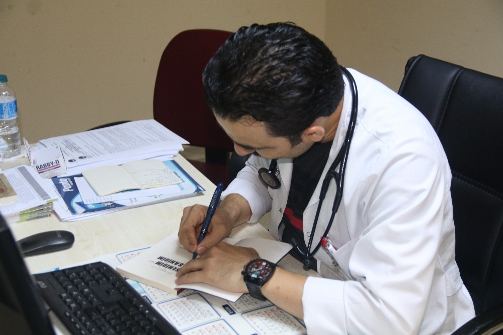 Doktor, şahit olduğu ‘Terör operasyonlarını’ satırlara döktü 