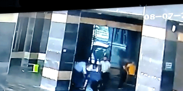 Doktor ve başhekim yardımcısı hastaneyi birbirine kattı