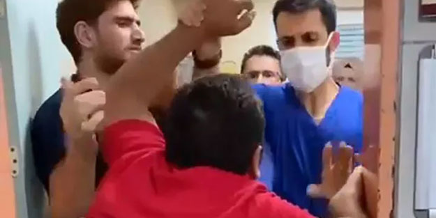 Doktora 'Çocuğuma bakacaksın' diyerek saldırdı