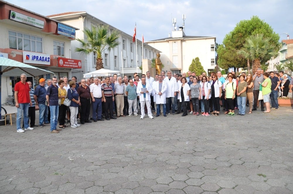 Doktora şiddeti kınadılar 