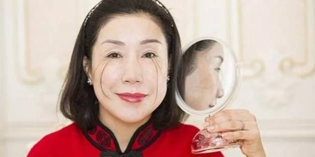 Doktorlar nedenini açıklayamıyor! Kirpikleriyle dünya rekorunu kırdı