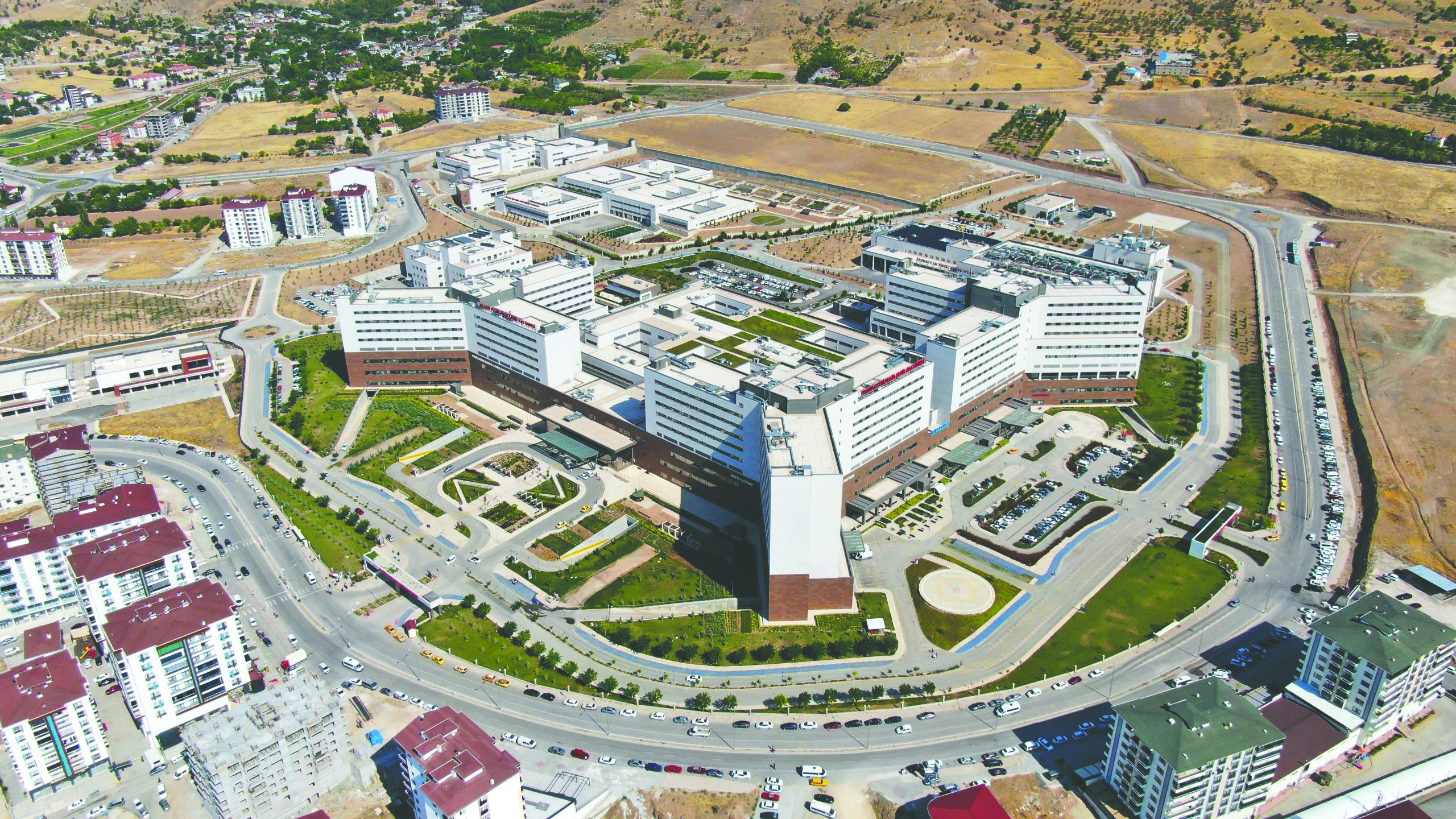 Doktorlar uzmanlık için Fethi Sekin Hastanesi kliniklerini tercih edebilecek