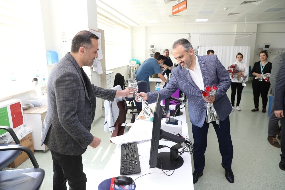 Doktorlara bayram ziyareti 