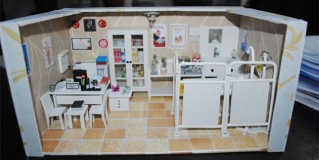 Doktorları bile şaşırtan 'muayenehane'