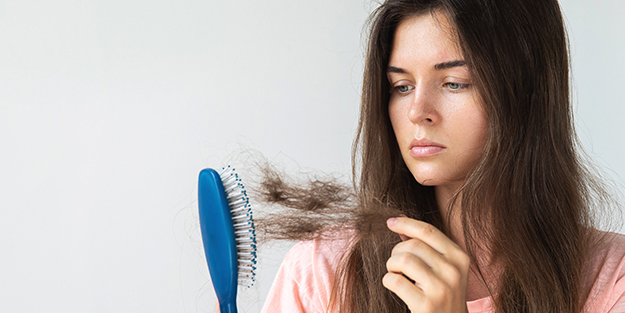 Dökülmeye son! Saç dökülmesi sorunu olanlar dikkat! Uzmanı paylaştı: İğne ile yine yeniden saç olacak dedi ve açıkladı