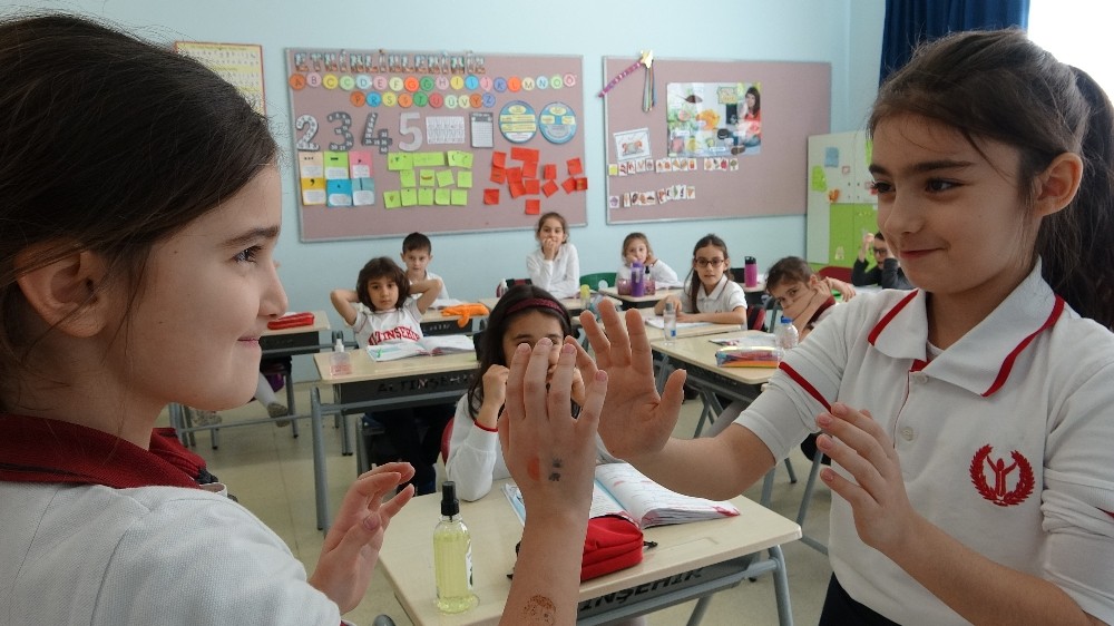 Dokunmadan oyun oynamayı öğrendiler 