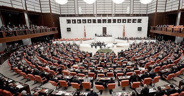 Dokunulmazlık teklifi haftaya kaldı