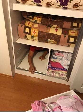 Dolabın içinden FETÖ’cü çıktı 
