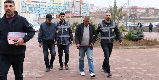 Dolandırıcılar cin çıkarmaya gelenleri soyup soğana çevirdi