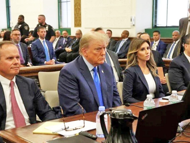 Dolandırmadığı kimse kalmamış: Trump'ın dolandırıcılık davası dün başladı