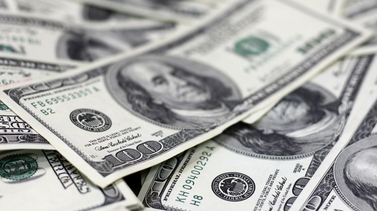 Dolar 3.88 seviyesini test etti