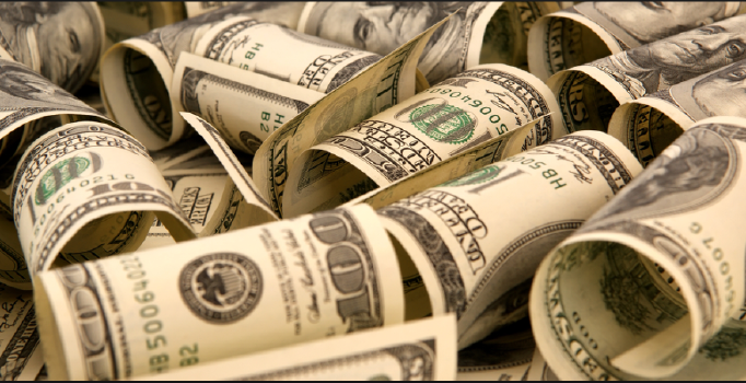 Dolar 4,69 seviyesine yükseldi