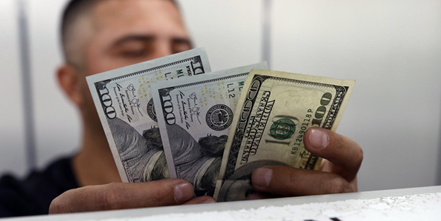 Dolar 5.70'in altına indi