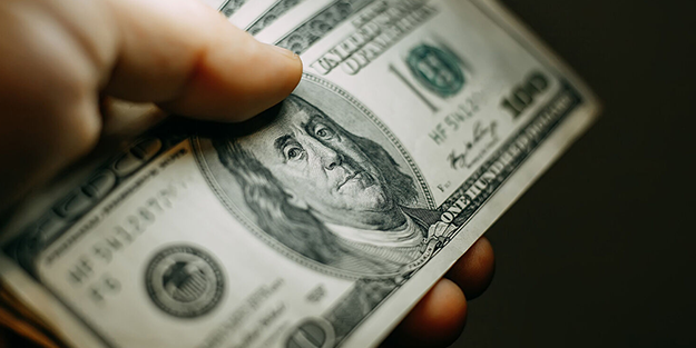 'Dolar alan para filan kazanamaz' diyen ismin son tahmini dehşete düşürdü: Dolar o tarihte 55 lira olacak