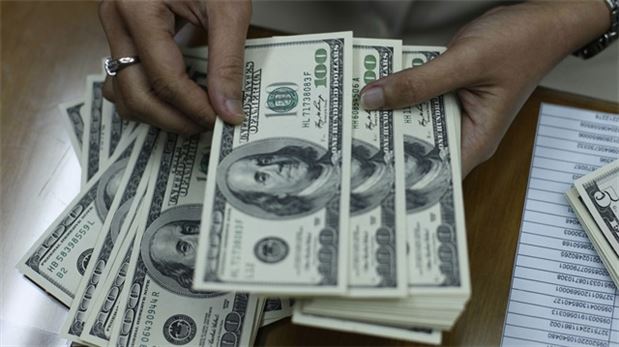 Dolar bugün kaçtan işlem görüyor