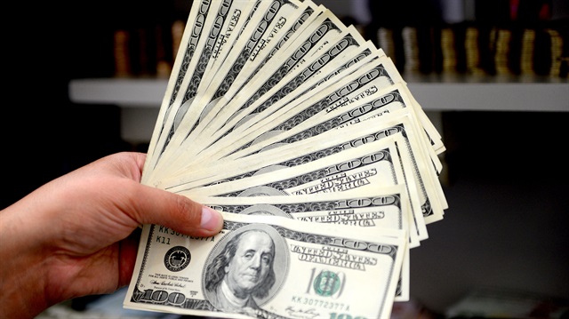 Dolar durmak bilmiyor