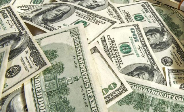 Dolar düşmeye devam ediyor