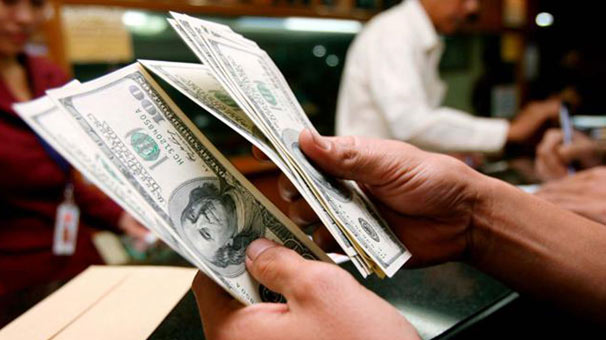 Dolar güne yatay başladı