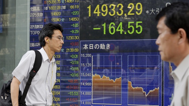 Dolar önemli paralar karşısında geriledi