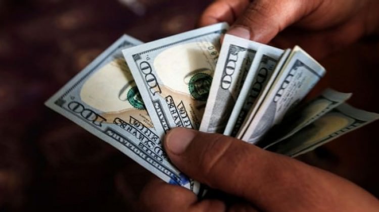 Dolar piyasaya nasıl başladı?