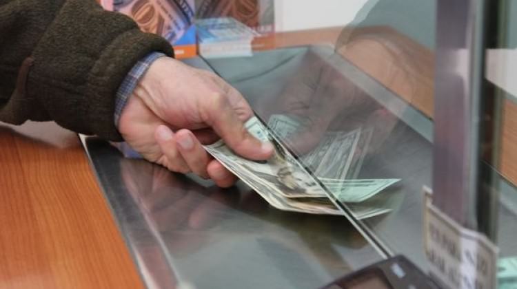 Dolar piyasaya nasıl başladı?