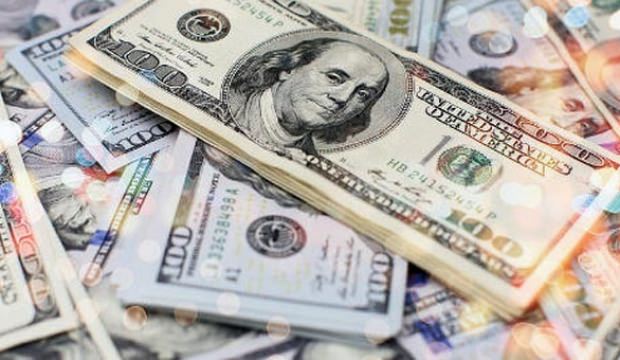 Dolar piyasaya yükselişle başladı